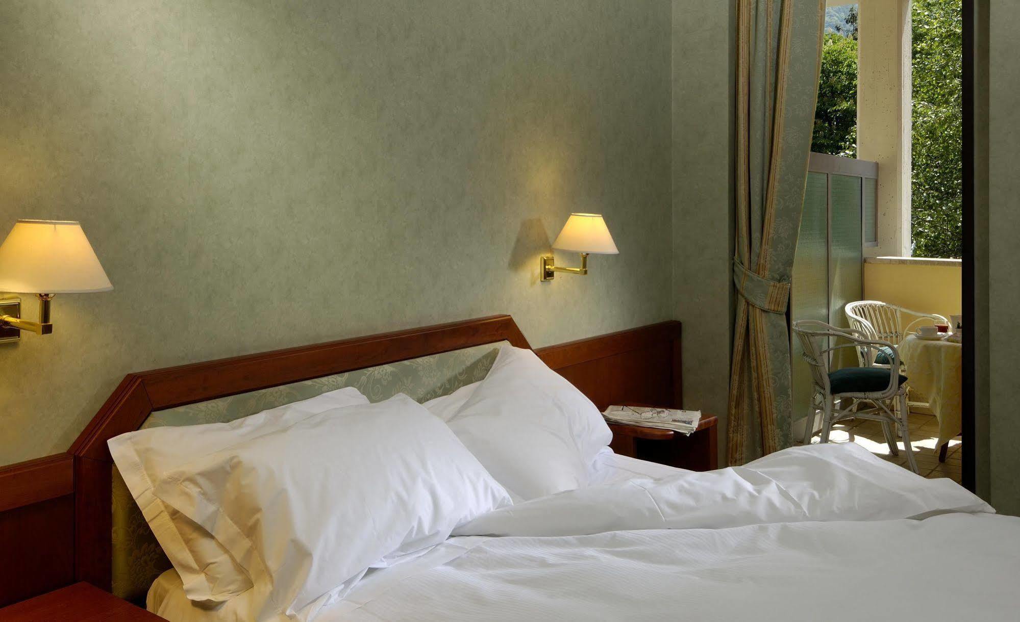 Rizzi Aquacharme Hotel & Spa Darfo Boario Terme Exterior photo