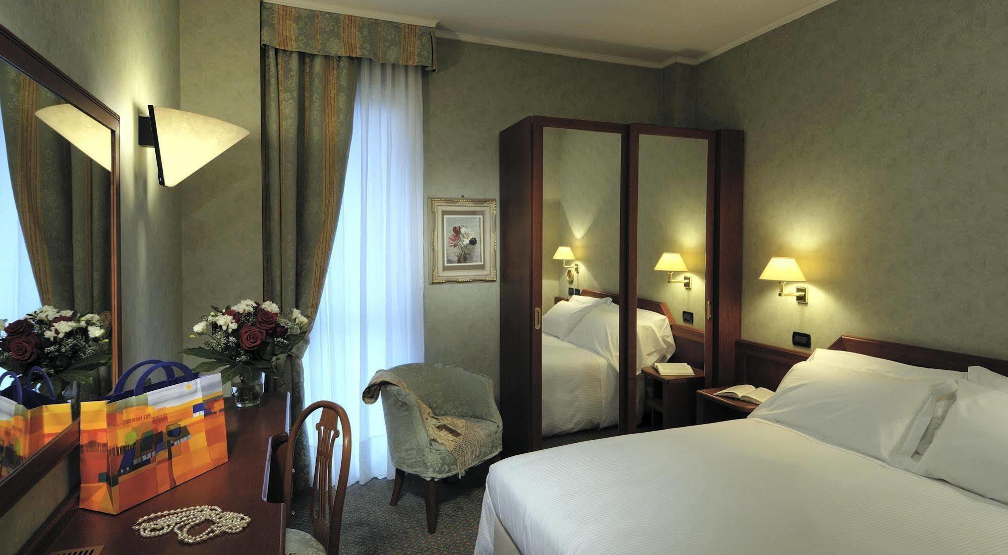 Rizzi Aquacharme Hotel & Spa Darfo Boario Terme Exterior photo
