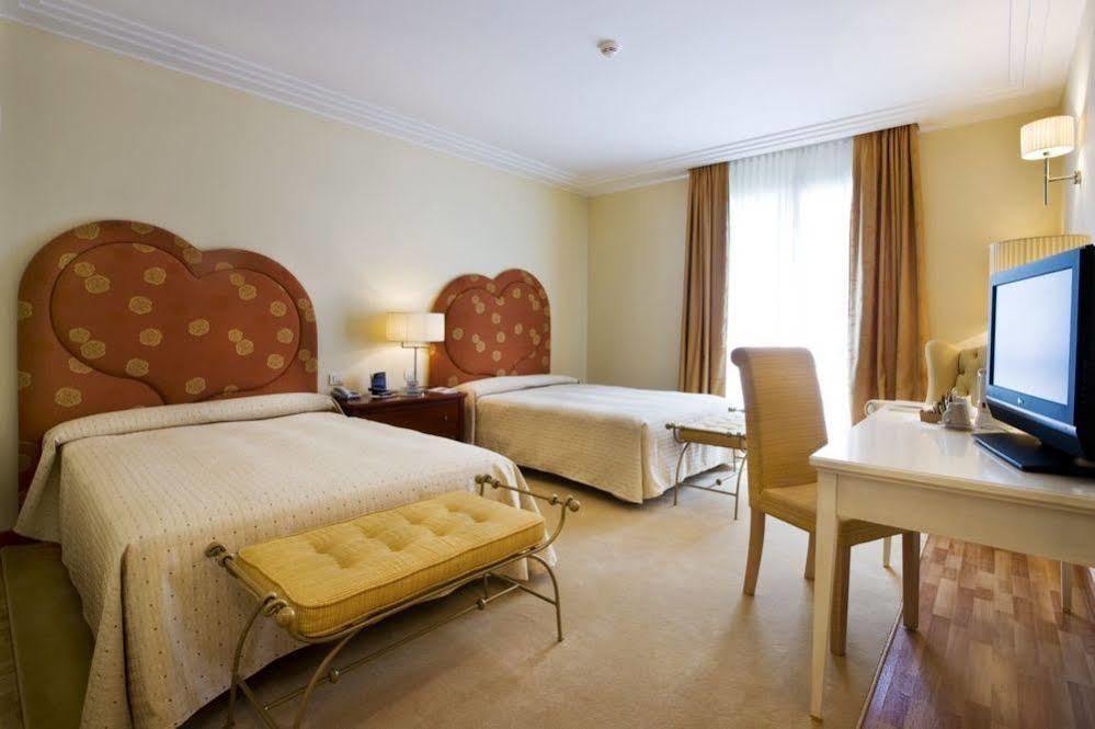 Rizzi Aquacharme Hotel & Spa Darfo Boario Terme Exterior photo